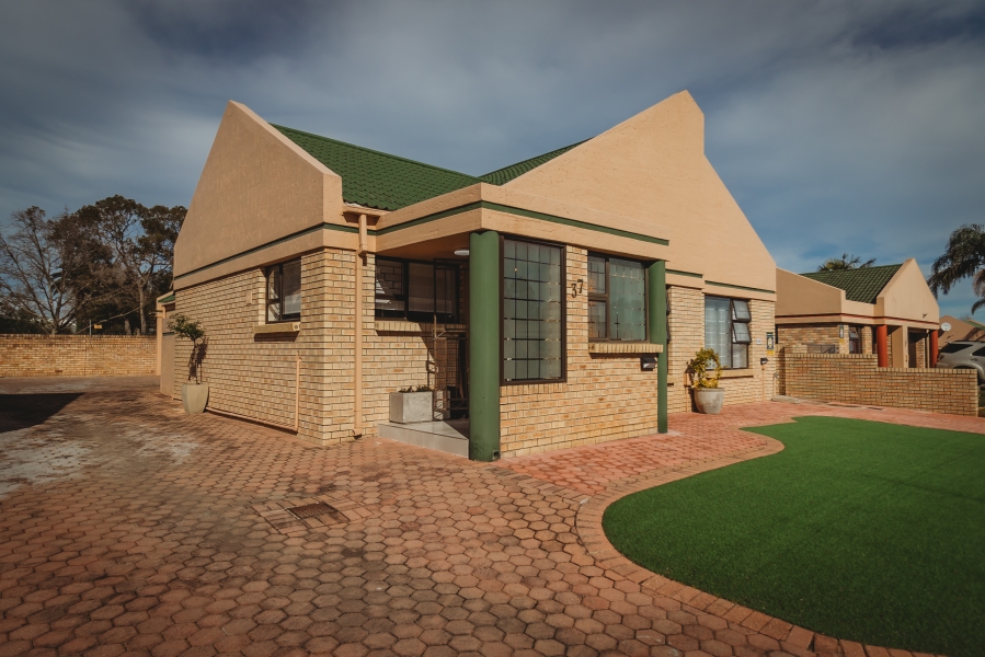 3 Bedroom Property for Sale in Heather Park Western Cape